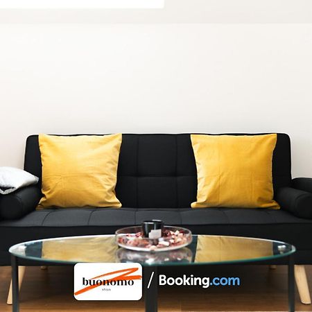 Two Bedroom Apartment At Buonomo Stays Short Lets & Serviced Accommodation London Eksteriør billede