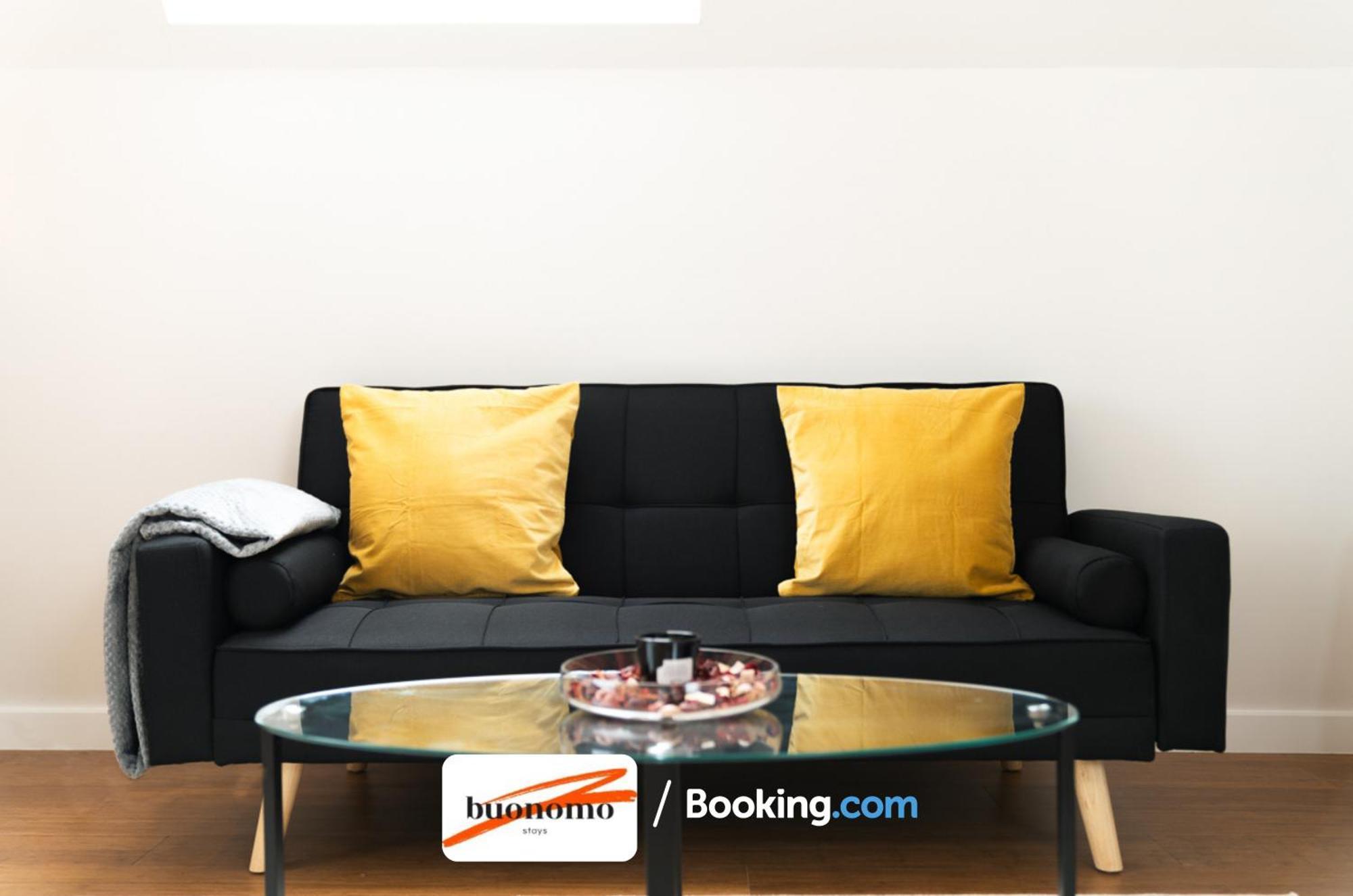Two Bedroom Apartment At Buonomo Stays Short Lets & Serviced Accommodation London Eksteriør billede