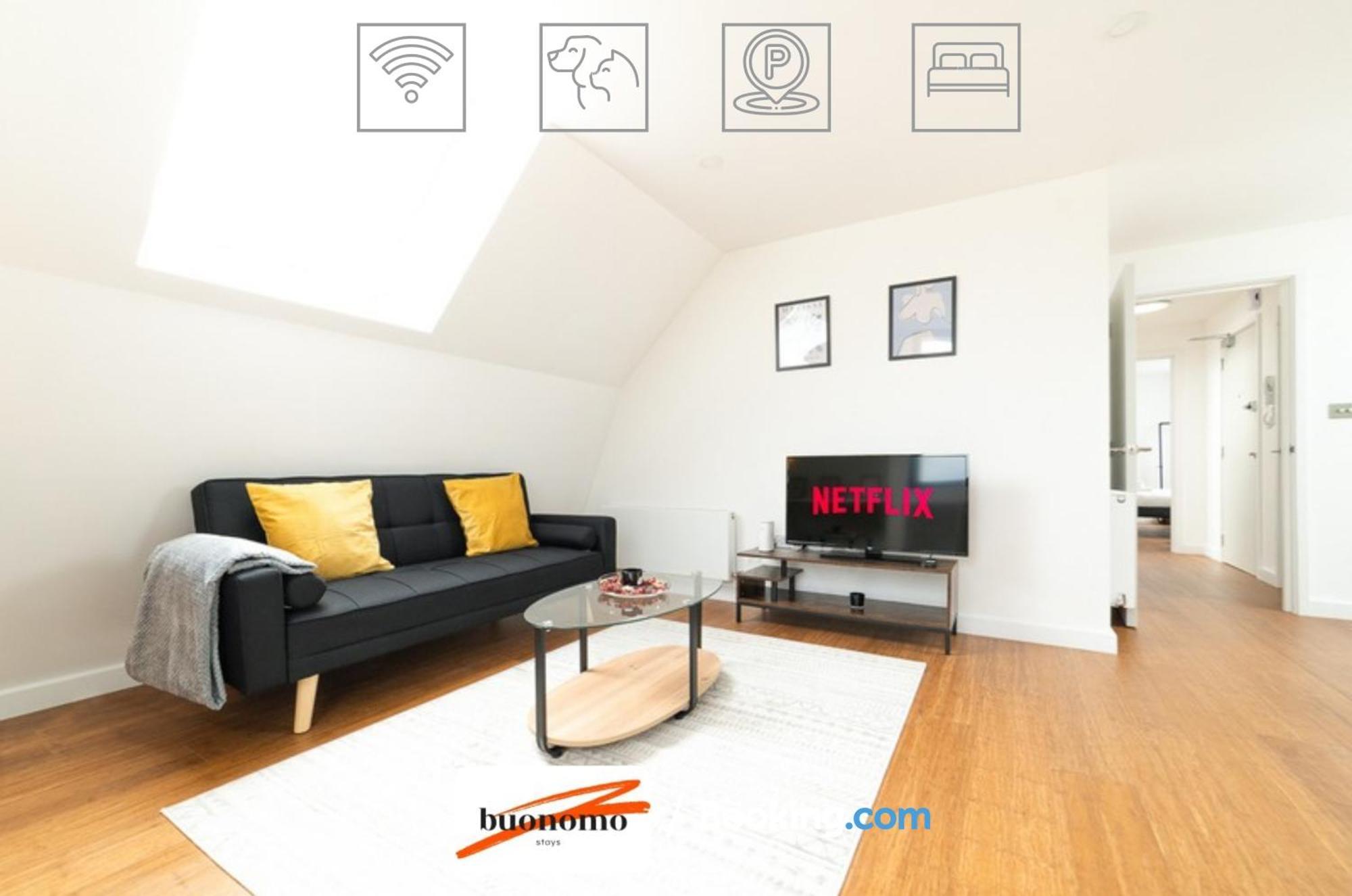 Two Bedroom Apartment At Buonomo Stays Short Lets & Serviced Accommodation London Eksteriør billede